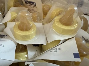 50 Nipples Enfamil Cross Cut Soft Nipple Latex Free Yellow Ring FREE SHIP! - Picture 1 of 2