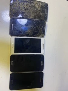 Zestaw 5x Samsung Galaxy A3 2015.2016 Smartphone NIEPRZETESTOWANY - CZĘŚCI ZAMIENNE LUB NAPRAWY - Zdjęcie 1 z 8