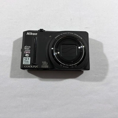 Cámara digital Nikon COOLPIX S9100 12,1 MP negra HD punto de zoom disparo sin cargador Foto 1 de 4
