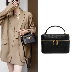 Fully Lambskin Lined!Quilted Real Leather Vanity Case Shoulder Bag Purse Chains - Picture 1 of 13