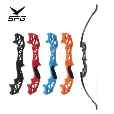 53in Takedown Recurve Bow 30-40lbs Aluminum Riser Adult Archery Hunting Target - Image 1 of 4