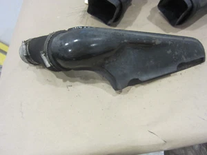 Rolls Royce Silver Shadow II 1980 - Air Intake Duct/ Engine Compartment - Picture 1 of 6