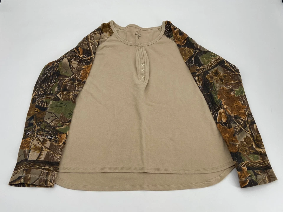 Cabela's Women's Size XL Seclusion 3D Camouflage Sleeve Knit Casual Shirt V Neck - Image 1 of 4