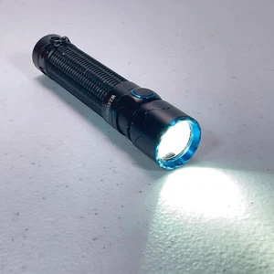 Olight Warrior II Mini Flashlight - New Battery - Picture 1 of 6