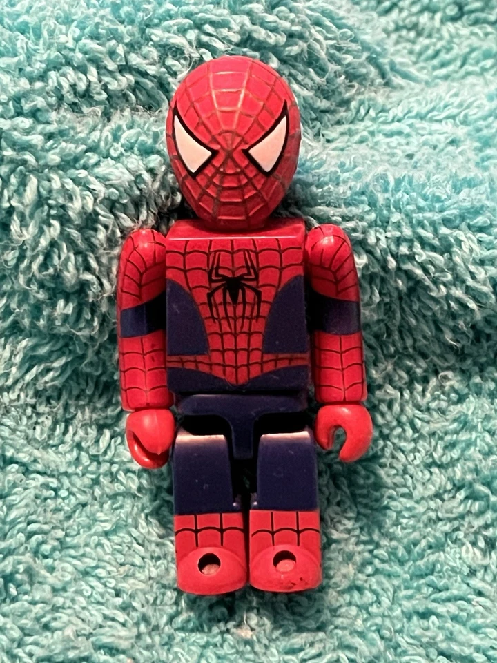 MEDICOM KUBRICK 100% SPIDER-MAN MINI-FIGURE - Image 1 of 1