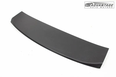 Honda HR-V 2016-2022 puerta trasera puerta levadiza moldura superior cubierta panel OEM Foto 1 de 4