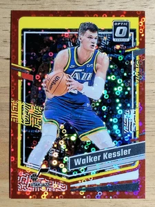 2023-24 Donruss Optic Red Glitter #25 Walker Kessler - Imagen 1 de 2