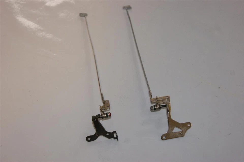 Acer Aspire One ZG8 display hinges including strips L + R FBZG8001010 #2314_04 - Image 1 of 1