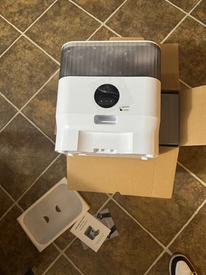 WHDPETS WiFi Cat Food Dispenser with 1080P Camera with APP Control + 2-Way Audio - Image 1 of 4