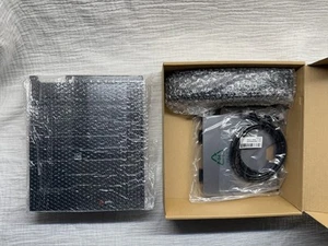 NEW OPEN BOX – Polycom CCX 400 Media Phone 2200-49700-019, POE | Teams / Zoom - Afbeelding 1 van 4