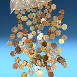 Monedas extranjeras lote mixto a granel de monedas surtidas de todo el mundo 1 lb 4 oz - Imagen 1 de 5