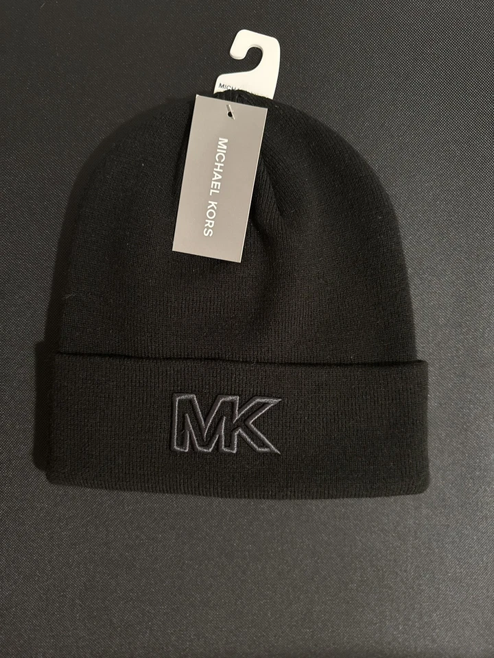 Michael Kors 黑色针织无檐帽带灰色标志 – 时尚舒适冬季帽子全新带标签 — 第 1/2 张图片