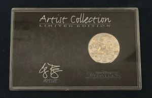 Walt Disney World Artist Collection Alice & The Mad Hatter Ltd Edition Medallion - Picture 1 of 4