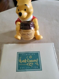 Walt Disney Classic Collection "Winnie the Pooh and the Honey Tree" Figurine - Picture 1 of 6