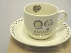 RARE NEW 1991 MacMillan Raggedy Ann & Andy Face Ceramic Mug Cup & Saucer Cream - Picture 1 of 7
