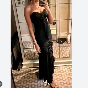 Nuevo con etiquetas Vestido Majorelle Mikaela Maxi Acanalado Negro SIN TIRANTES Talla Grande - Imagen 1 de 8