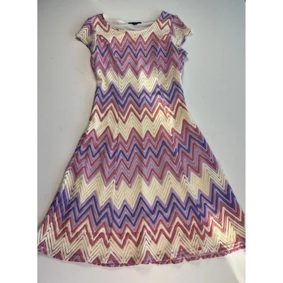 Vestido tejido Chevron estilo vintage Y2K púrpura crema rosa manga corta funda 8 Foto 1 de 4