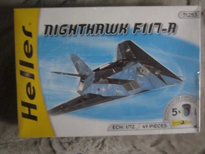 AIRPLANE NIGHTHAWK F117-A 1/72 Marca HELLER Nuevo en caja - Foto 1 di 1