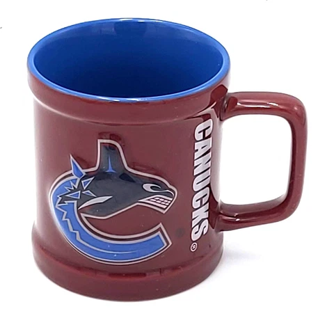 Vancouver Canucks Official NHL Mug-3D Team Crest-Heavy Mug Cover