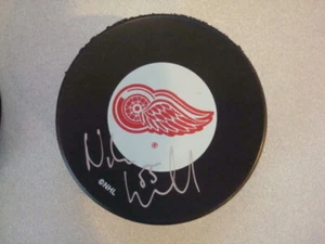 Niklas Kronwall AUTOGRAPHED HOCKEY PUCK SIGNED DETROIT RED WINGS - Picture 1 of 1