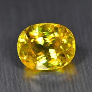 2.60Ct Oval_Charming Lustrous Unheated Multi Color Titanite Sphene - Picture 1 of 1