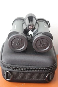 Vortex 10x32 Diamondback HD Binoculars - Picture 1 of 11