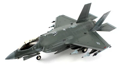 Hobby Master 1:72 USAF F-35A Lightning II Joint Strike Fighter, HA4441 - Image 1 of 3
