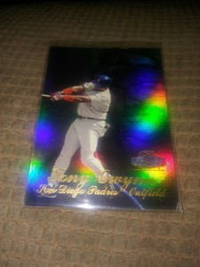 1998 Flair Showcase Row 3 #19 Tony Gwynn