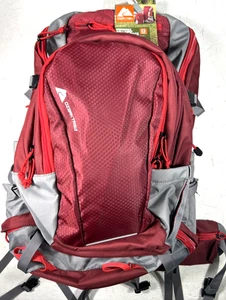 Ozark Trail Convertible 2-in-1 Familienrucksack, Burgundy TB3052-35L+15L NEU - Bild 1 von 9