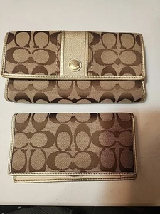 COACH Signature Stripe Wallet Khaki/Gold And Matching Checkbook - Picture 1 of 23