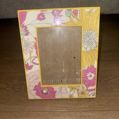 Marco de fotos floral rosa y amarillo Liberty of London For Target de 5" x 7" Foto 1 de 4