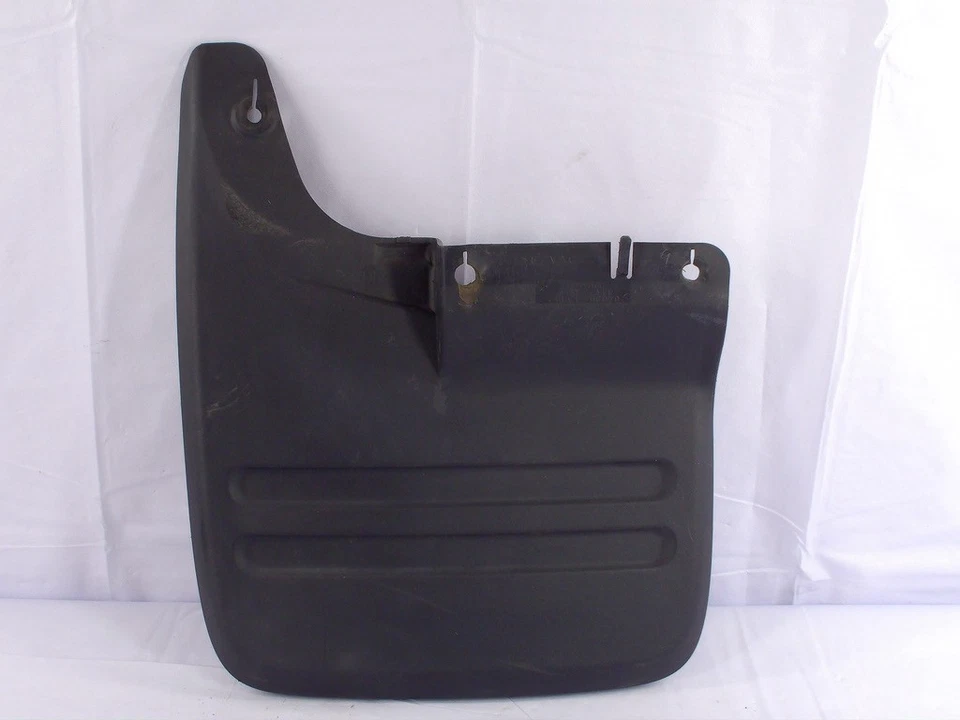 Guardabarros trasero izquierdo Toyota Tundra 2004-2006 doble cabina Foto 1 de 4