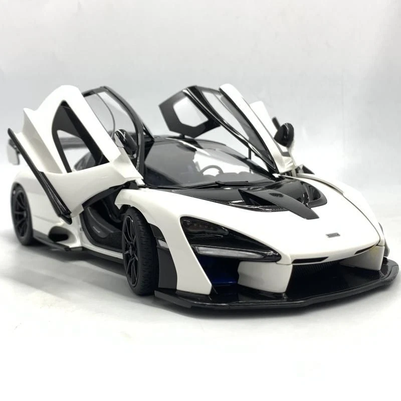 [Usato] 1/18 Auto Art McLaren Senna (bianco) [10] - Immagine 1 di 4