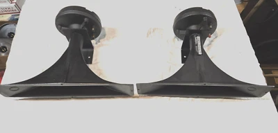 EV Electro-Voice 1829 8HD Metal Horn Pair with Brackets - Image 1 of 4