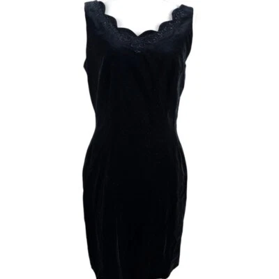 Vestido de cóctel Laura Ashley retro vintage años 90 terciopelo negro en 10 Foto 1 de 4