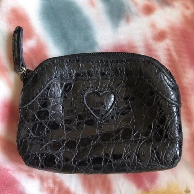 brighton coin purse leather black w/ black heart  Foto 1 de 4