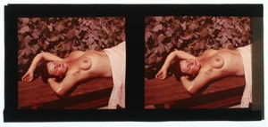 Original 1940 desnudo, placa de vidrio estéreo positiva, fotografía en color temprana - Imagen 1 de 1