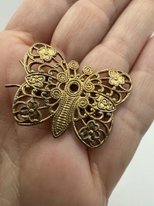 Vintage Fillligree Schmetterling Clip flach gestempelt Messing verziert - Bild 1 von 5