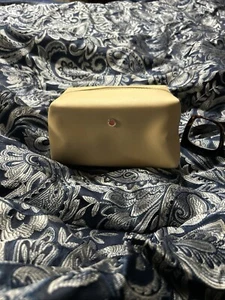 Emirates Bvlgari Makeup Travel Toiletry Makeup Plus Cream Hair Tie Ear Plugs - Picture 1 of 7