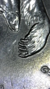 Rare 2008 P Alaska Quarter With What Looks Like An extra claw . - Picture 1 of 6