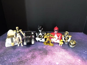 Mighty Morphin Power Rangers Konvolut 8 Spielzeuge Goldar Minifigur White Ranger - Bild 1 von 23