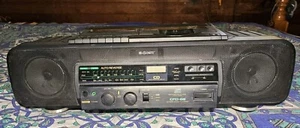 Vintage Sony Boombox CFD-68 Portable Stereo Cassette CD AM/FM With Original Cord - Picture 1 of 8