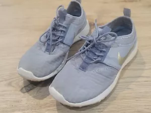 Nike Laufschuhe Damen 8 grau Juvenate Schnürschuhe Sportschuhe 724979-014 - Bild 1 von 8