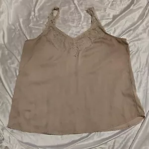 Maurices Women's Tan and Cream Sleeveless Blouse Size Med - Picture 1 of 4