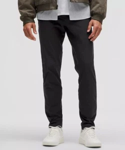 NUEVO CON ETIQUETAS $128 LULULEMON ABC Pantalón Slim-Fit 32L Warpstreme Negro Talla 38 - Imagen 1 de 5