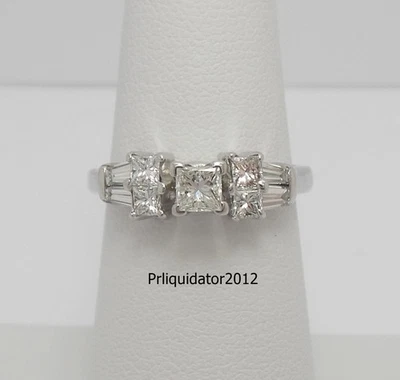 Anillo de compromiso de boda de aniversario de diamantes naturales de 1 quilate de oro blanco de 14 quilates Foto 1 de 4