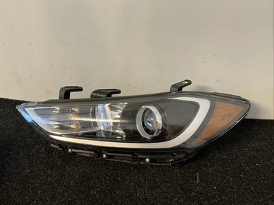 Faro halógeno izquierdo LH Hyundai Elantra CAPA 2017 2018 Foto 1 de 4