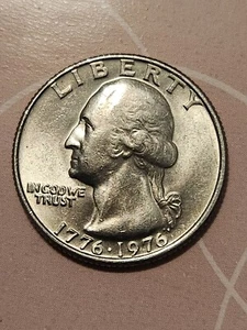 Vintage U.S  Bicentennial Quarter NO MINT MARK! 1776-1976 - Picture 1 of 5