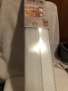 Ge Ultra Thin Line Fluorescent Light Fixture 21” New - Picture 1 of 2