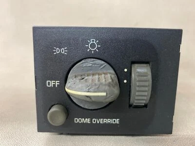 1999 GMC 2500 Pickup Headlight Dome Lamp Switch Dash Mounted OEM 15013005 - Image 1 of 4